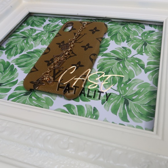 iPhone Case - Picture 5 of 8